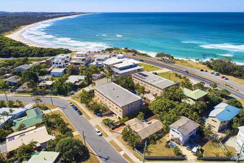 Diamond Beach Resort - Sunshine Coast Guide 0