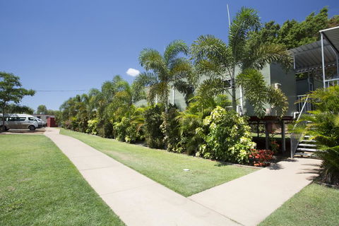 Discovery Parks - Mt Isa - Sunshine Coast Guide 2