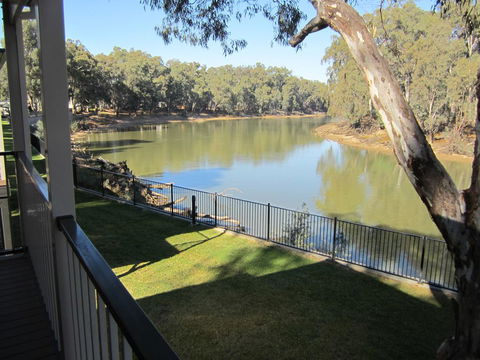Discovery Parks - Maidens Inn, Moama - Sunshine Coast Guide 0