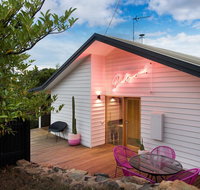 Dollywood - Sunshine Coast Guide