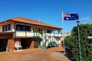 Dunelm House with Sunshine Coast Guide