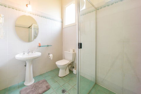 East Sydney Hotel - Sunshine Coast Guide 3