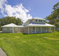 Echo Beach House 16 Reflections Dr - Luxurious House with Magnificent Pool and Ducted Air - Sunshine Coast Guide