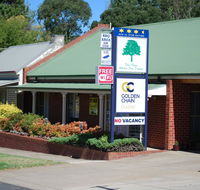 Elms Motor Inn
