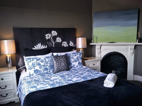 Eureka Views B&B Ballarat - Sunshine Coast Guide 1