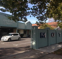 Evancourt Motel