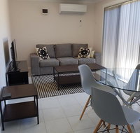 Excellent St Granny Flat - Sunshine Coast Guide