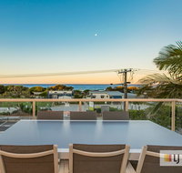 EXCLUSIVE OCEAN VIEW PENTHOUSE ON MARINE PARADE - Sunshine Coast Guide