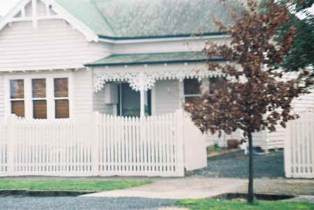 Eyre House - Sunshine Coast Guide 2