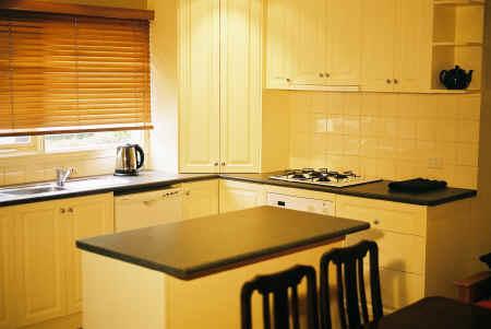 Eyre House - Sunshine Coast Guide 1
