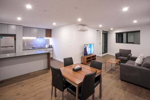 Flagstaff Green Apartments - Sunshine Coast Guide 1