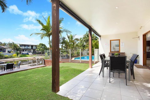 Flamingo Key - Sunshine Coast Guide 2