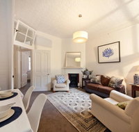 FUN TIMES in HUGE house 1 minute to SYDNEY HARBOUR - Sunshine Coast Guide