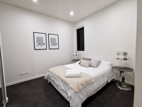 G02 Courtyard Apartment - Sunshine Coast Guide 1