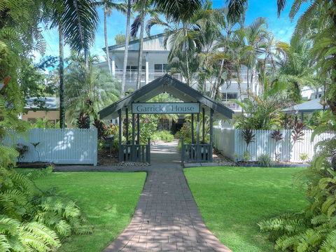 Garrick House - Sunshine Coast Guide 1