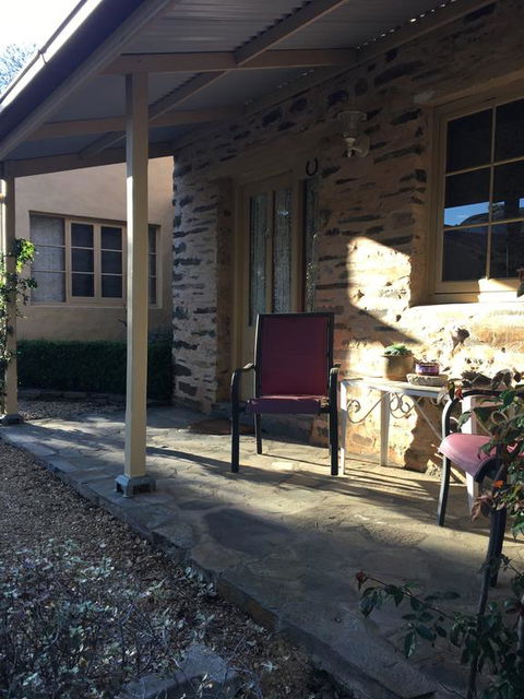 Gasworks B&B Cottages - Sunshine Coast Guide 3