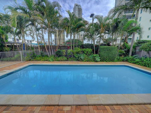 GCHM Beachside Getaway With Netflix & Wi-Fi - Sunshine Coast Guide 2