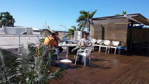 Gecko's Rest Budget Accommodation & Backpackers - Sunshine Coast Guide 0