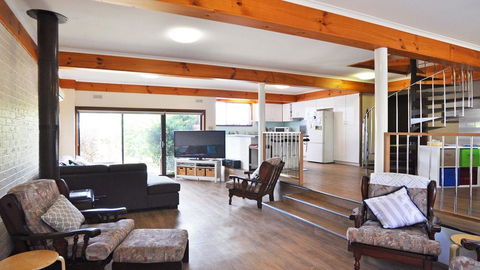 GETAWAY ON GARDEN - FREE WIFI - PET FRIENDLY (OUTSIDE ONLY) - Sunshine Coast Guide 2
