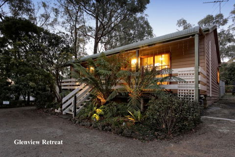 Glenview Retreat Luxury Accommodation - Sunshine Coast Guide 1
