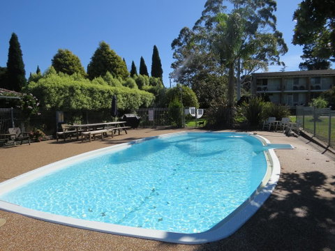 Golfview Lodge - Sunshine Coast Guide 0