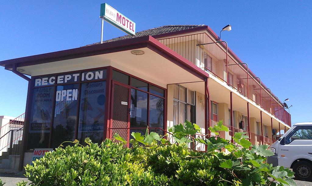 Goolgowi ACT Sunshine Coast Guide