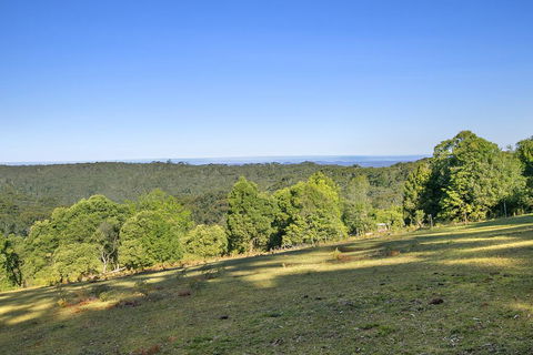 GOWAN ROSS COTTAGE - Sunshine Coast Guide 2