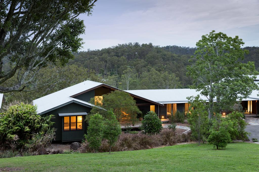 Pullenvale QLD Sunshine Coast Guide