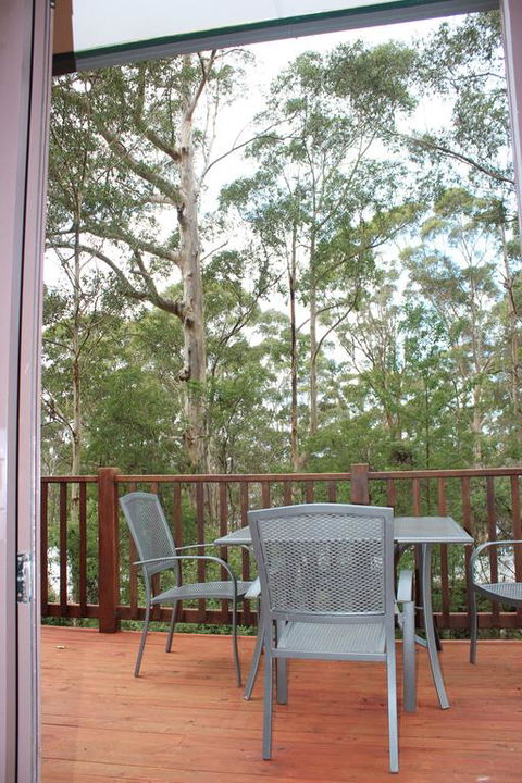 Green Leaves Cabin - Sunshine Coast Guide 3