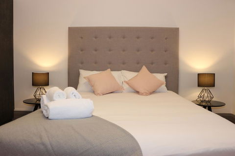 Guildford Hotel - Sunshine Coast Guide 3