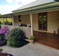 Gumtree House Montville - Sunshine Coast Guide