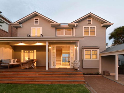 Hamptons Escape - Sunshine Coast Guide 0