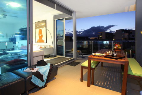 Harbour Quays - Sunshine Coast Guide 3