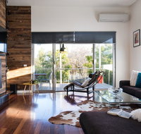 Harlequin - Sunshine Coast Guide