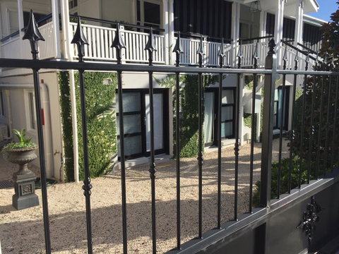 Heal House - Sunshine Coast Guide 2