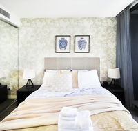 Hearty Milton Apartments - Sunshine Coast Guide