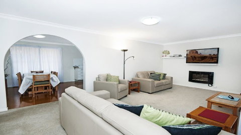 Hereford Court - East Ballina - Sunshine Coast Guide 0