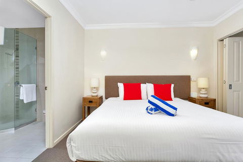 Heritage Private Apartments - Sunshine Coast Guide 1