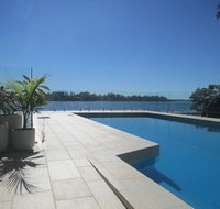 HIBBARD HAVEN - Sunshine Coast Guide