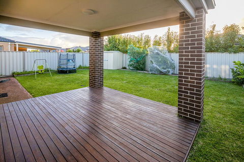 Homely Getaways In Central Pakenham - Pet Friendly - Sunshine Coast Guide 2