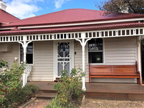 Horatio House - Sunshine Coast Guide 1