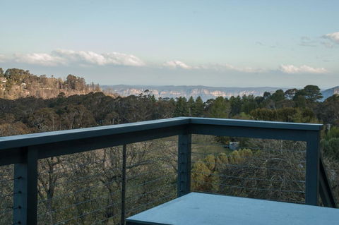 Ironstone Views - Sunshine Coast Guide 1
