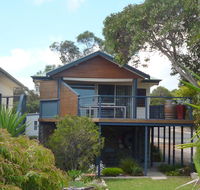 Island View 2 - Sunshine Coast Guide