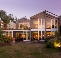 Islington Hotel - Sunshine Coast Guide