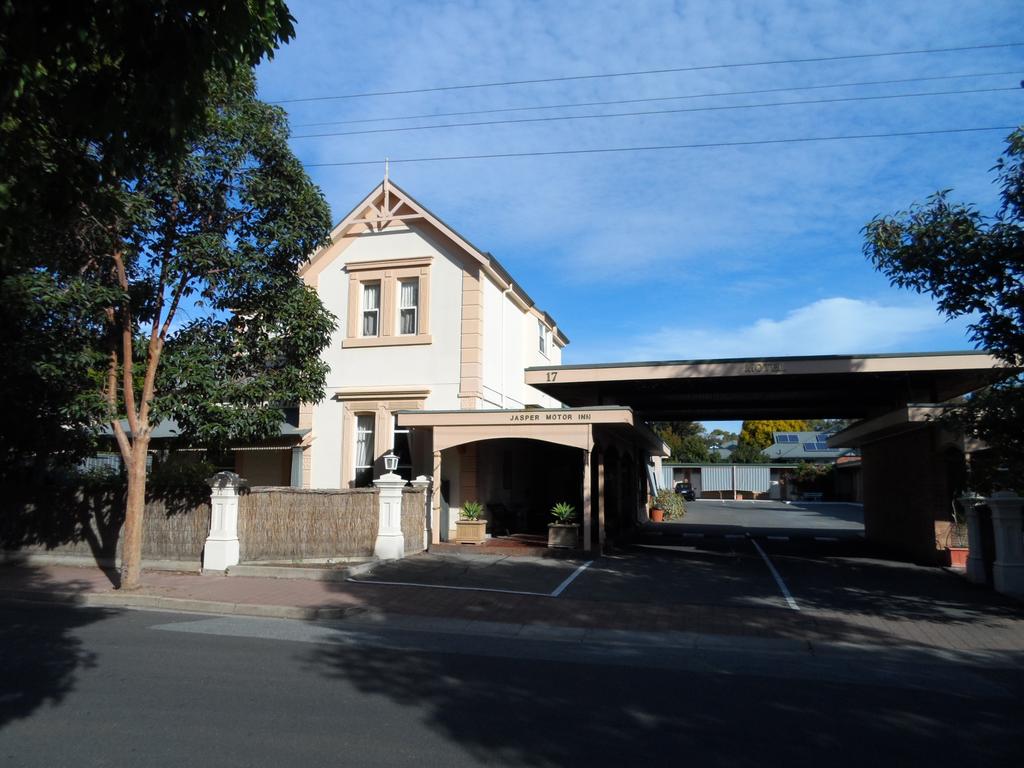 Hyde Park SA Sunshine Coast Guide