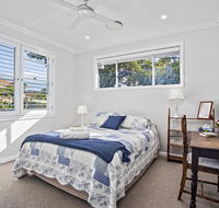 Jetty Splendour Guest Bedroom with Bathroom en-suite B'nB - Sunshine Coast Guide