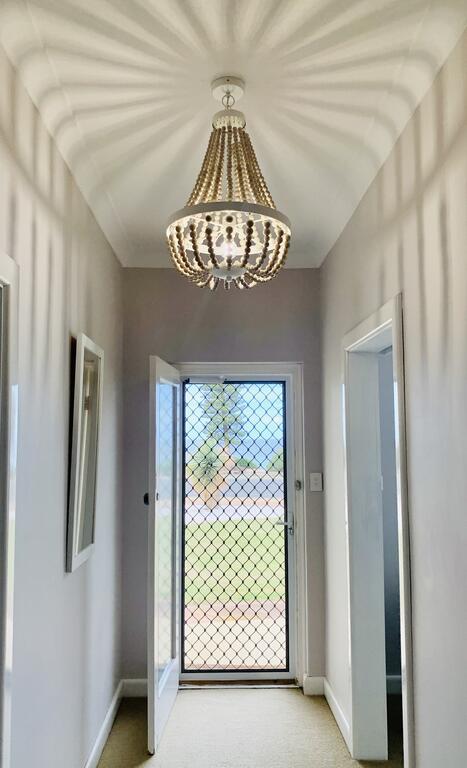 Jewel Of The South Beachside Holiday Rental - Sunshine Coast Guide 3