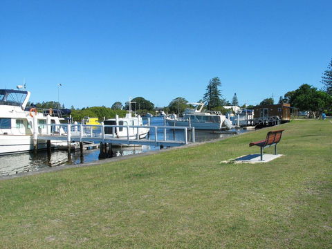 Just 4 Fun - Sunshine Coast Guide 1
