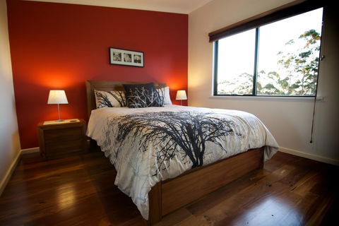 Karrak Reach Forest Retreat - Sunshine Coast Guide 3