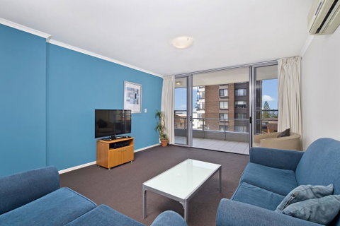 Ki-Ea 538 67 William Street - Sunshine Coast Guide 2